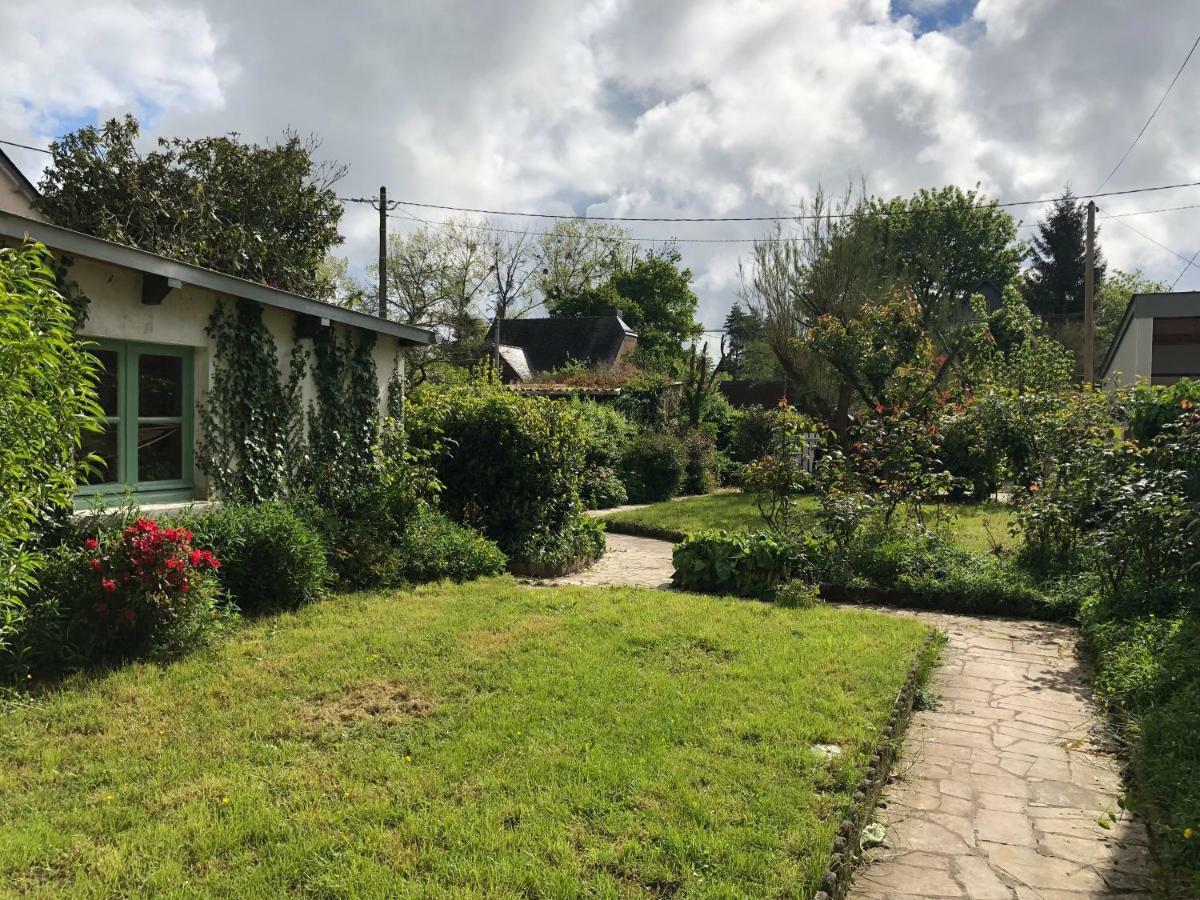 Vila Ker Hazhou Hédé Exteriér fotografie