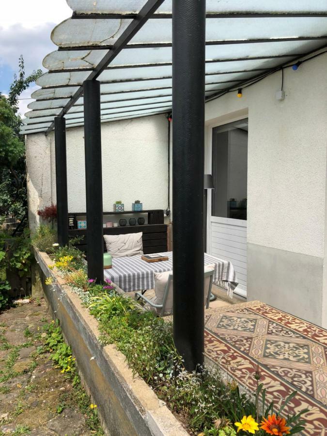 Vila Ker Hazhou Hédé Exteriér fotografie