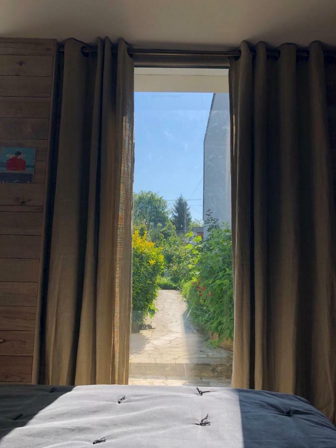 Vila Ker Hazhou Hédé Exteriér fotografie